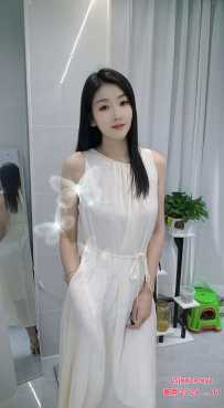 白云江夏高挑粉嫩女友 - 开心